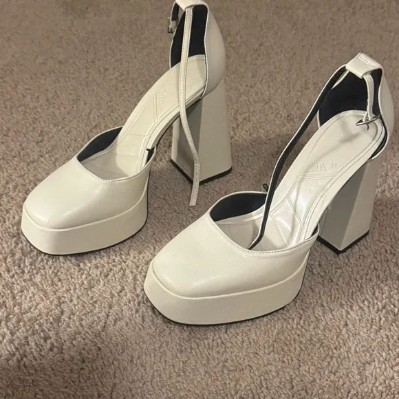 Zara Women's White Platform Heels - Picture 3 of 6
